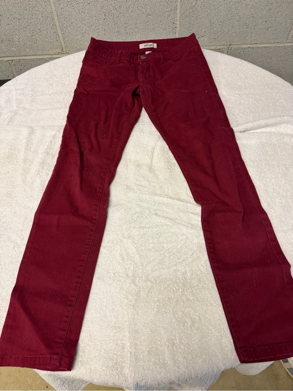 Refuge Burgundy skinny jeans size 8